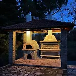 House In The Woods * Karditsa