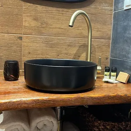 House In The Woods Appartamento Kardítsa