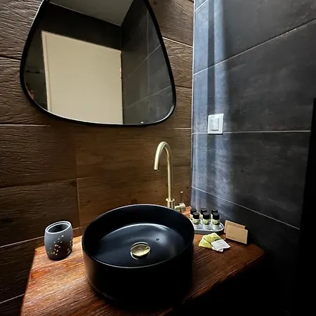 Апартаменты House In The Woods *