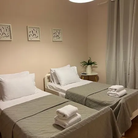 House In The Woods *